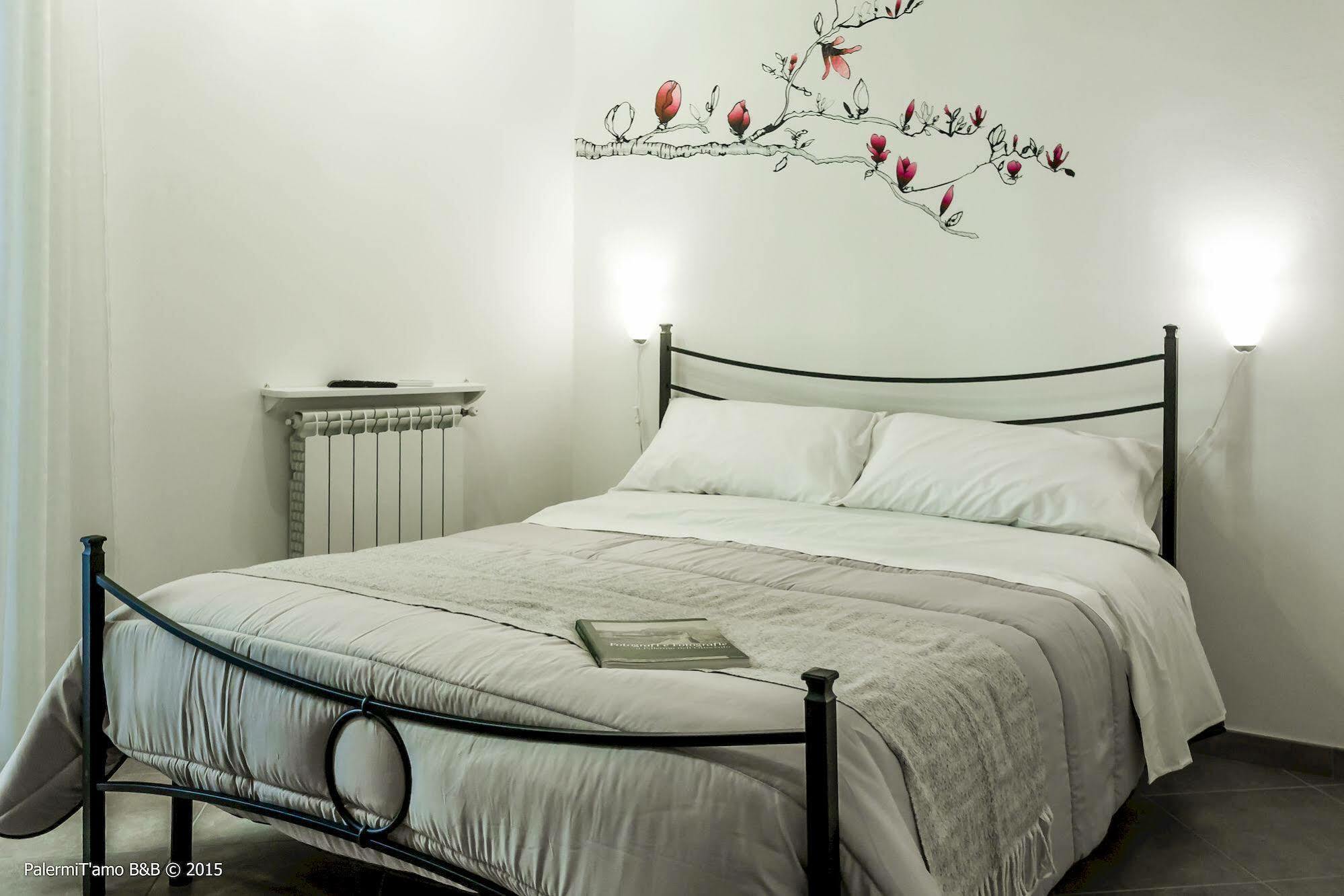 Palermit'Amo Bed & Breakfast Palermo Exterior photo